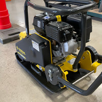 Load image into Gallery viewer, Bomag 10/36 Single Direction Vibratory Plate - Honda GX120 Engine
