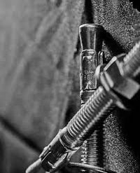 Load image into Gallery viewer, US Anchor Ultrawedge+ Wedge Anchors Zinc CR+3 (Singles)
